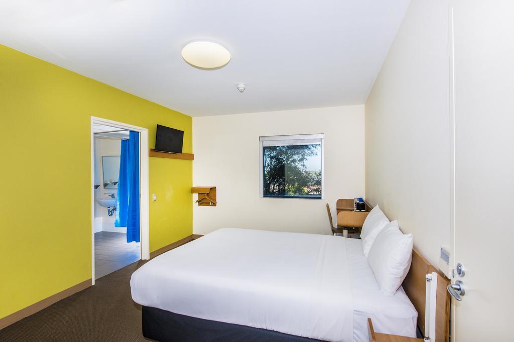 Ibis Budget Sydney Olympic Park Hotel Exterior photo