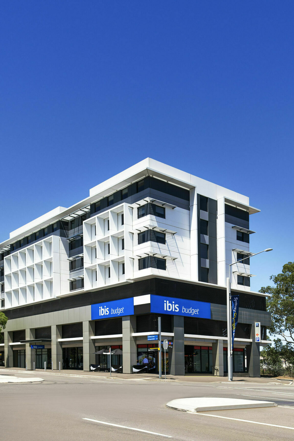 Ibis Budget Sydney Olympic Park Hotel Exterior photo